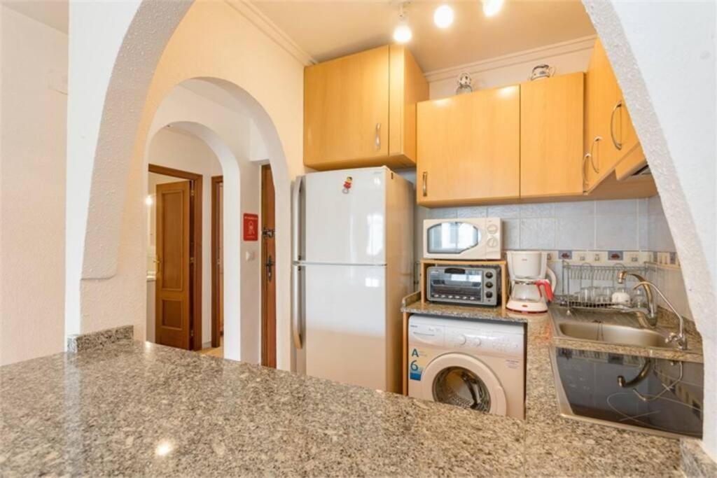 Beautiful Apartment With 2 Bedrooms Close To Beach トレビエハ エクステリア 写真